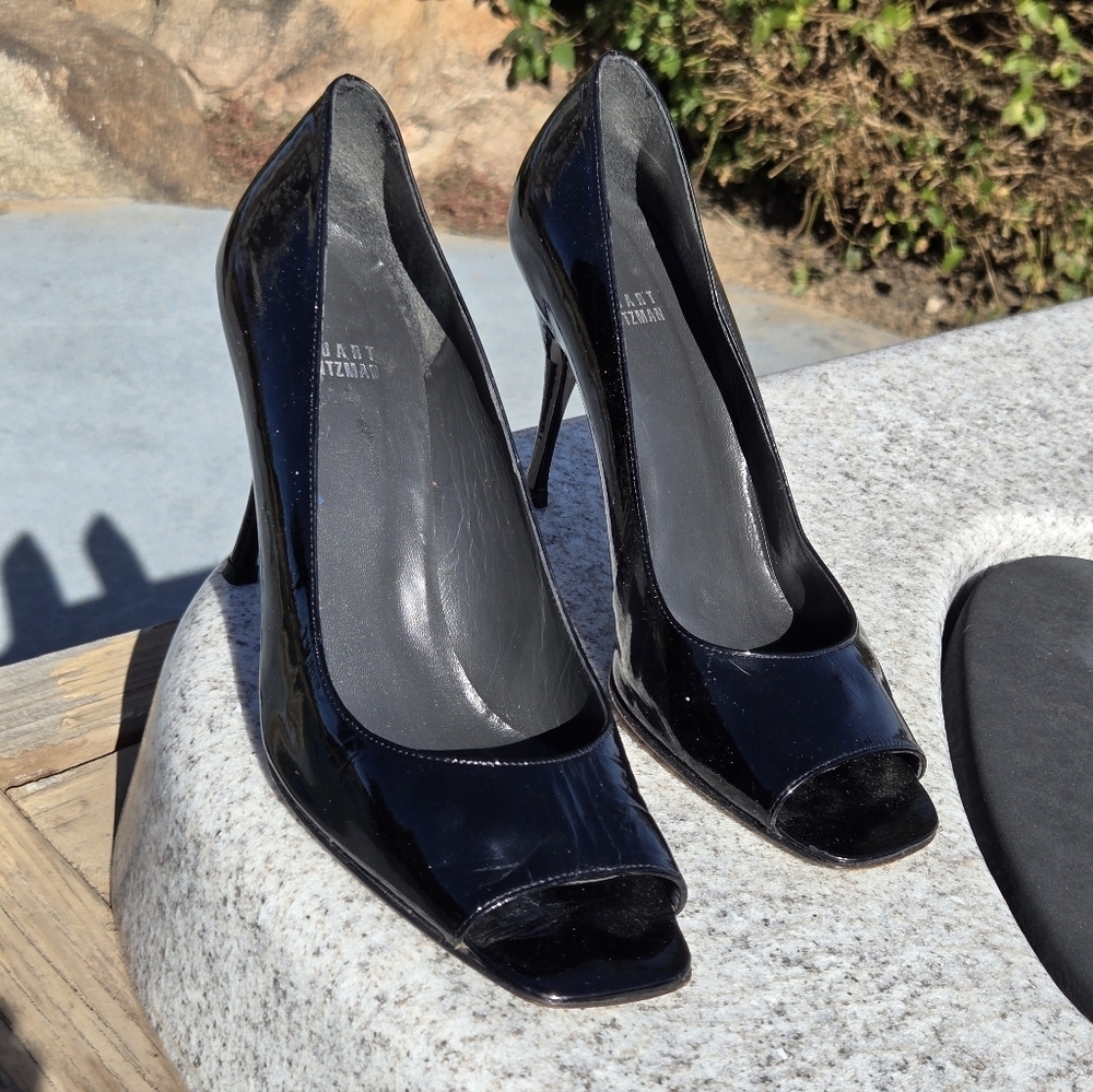 STUART WEITZMAN Peep Toe Sz 10 M Black Patent Leather High Heels